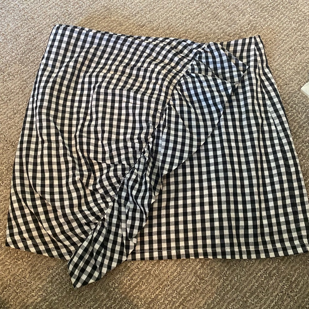Plaid mini skirt